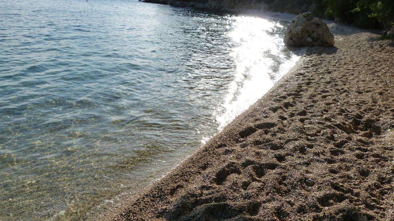 Beach State Of Art, Balica Rat Stanici Екстериор снимка